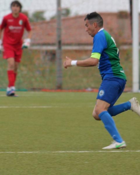 Fabio Cocco, centrocampista, Nuorese