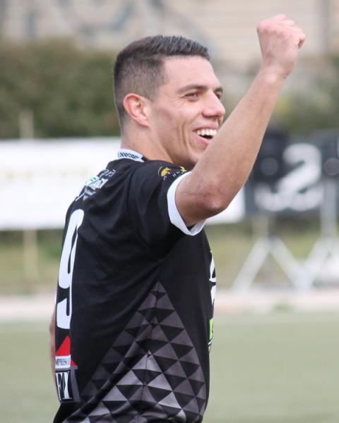 Michele Chelo, attaccante, Ossese