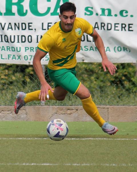 Massimo Pibiri, attaccante, Santa Giusta