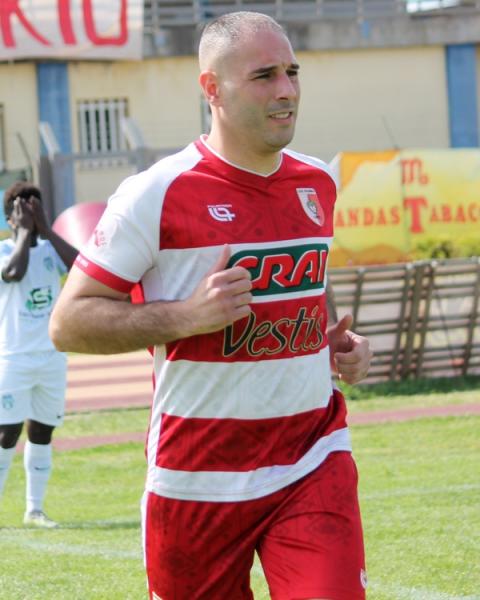 Simone Calaresu, attaccante, Tharros