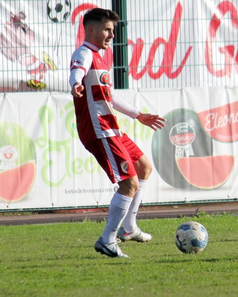Cristian Sanna, centrocampista, Tharros