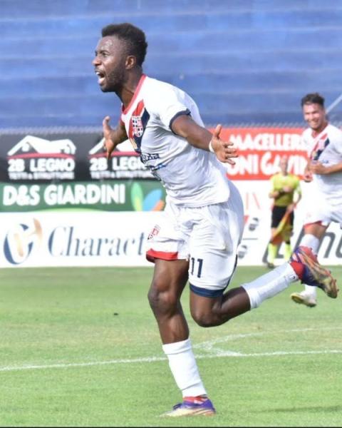 Adama Diakitè, attaccante, Torres