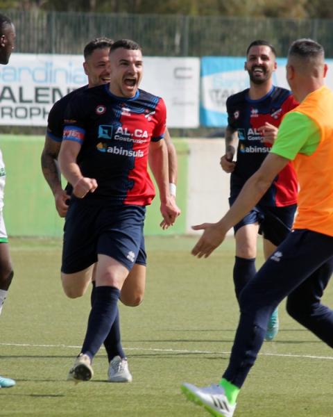 Domenico Saba, attaccante, Usinese