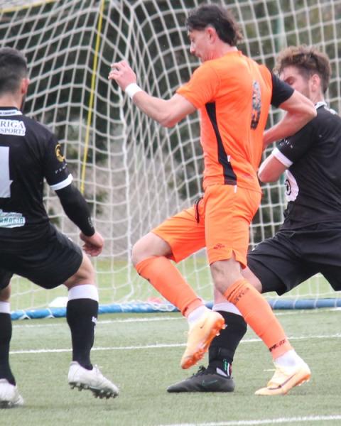 Michele Suella, attaccante, Villacidrese