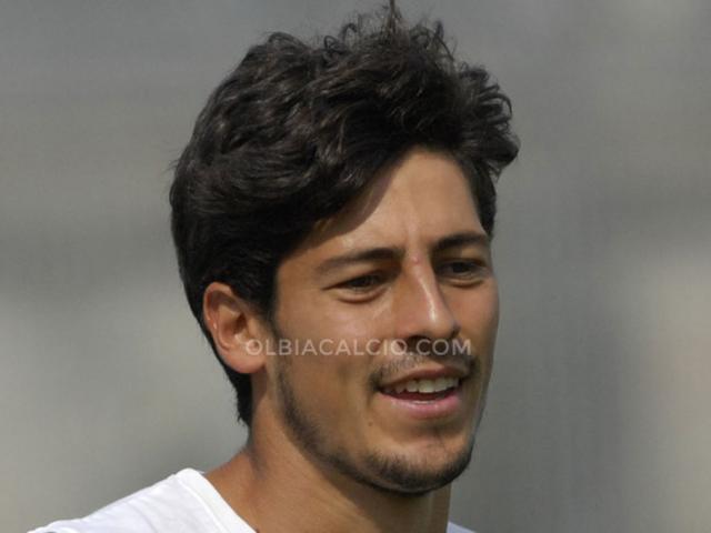 Andrea Feola, centrocampista, Olbia