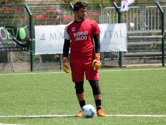 Vincenzo Riccio, portiere, Budoni