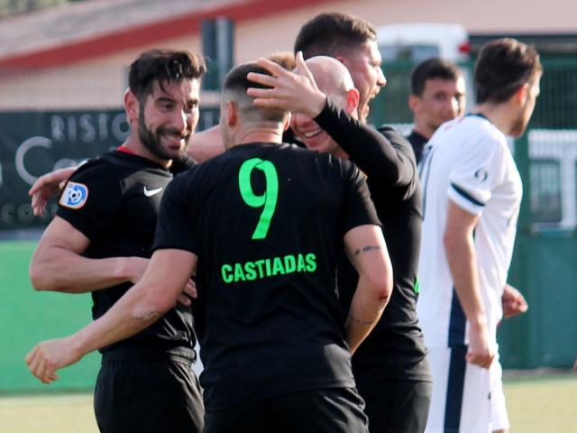 Mirco Carboni, centrocampista, Castiadas