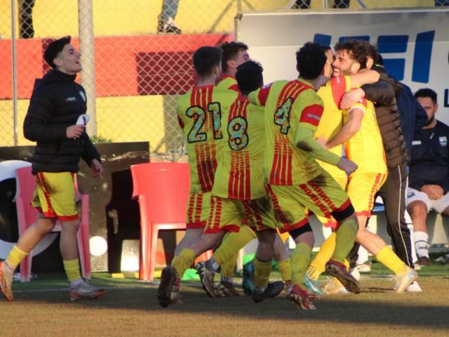 FC Alghero esultanza Malaspina