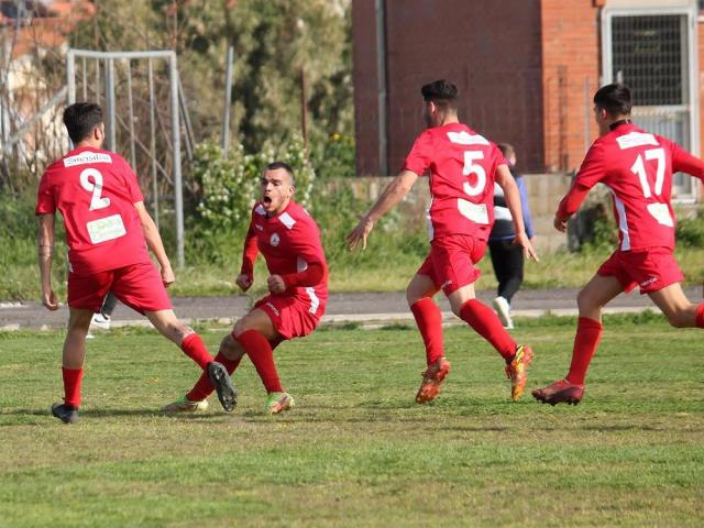 Michele Fadda, centrocampista, Guspini