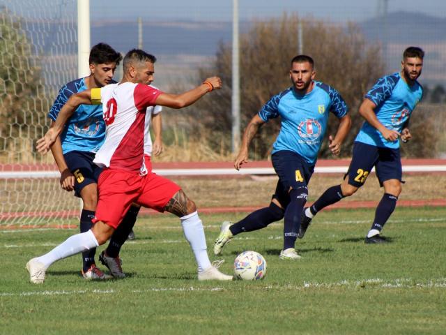 Angelo Marci, centrocampista, Guspini