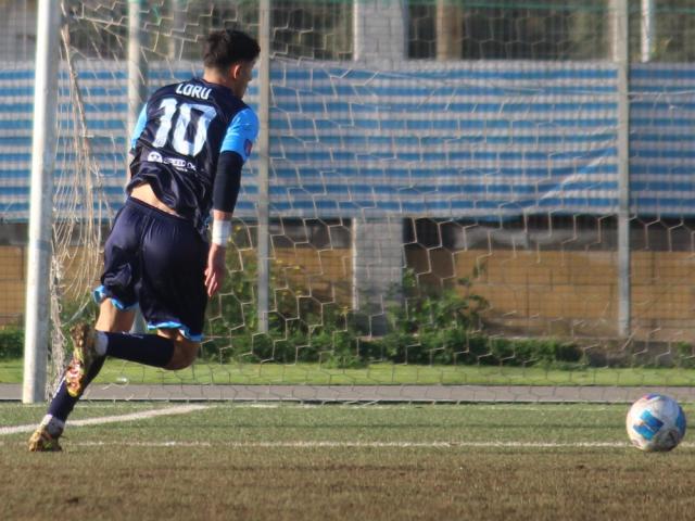 Lorenzo Loru, centrocampista, Latte Dolce