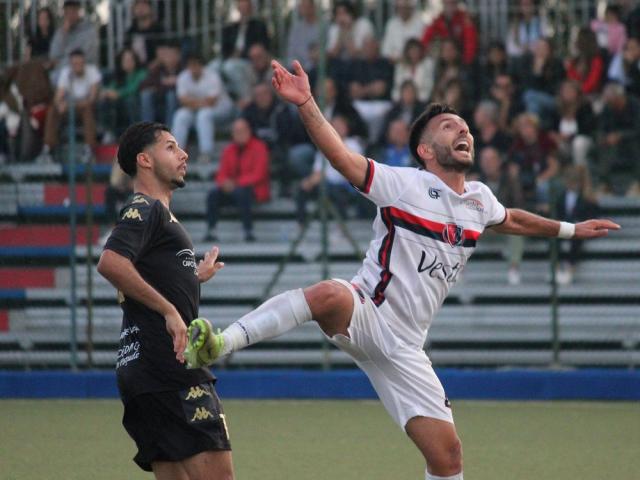 Andrea Corda, centrocampista, Ferrini