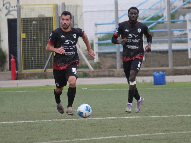 Pietro Ladu, centrocampista, Budoni