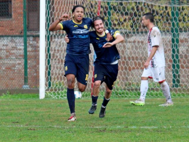 Yoann Cruz, attaccante, Villasimius