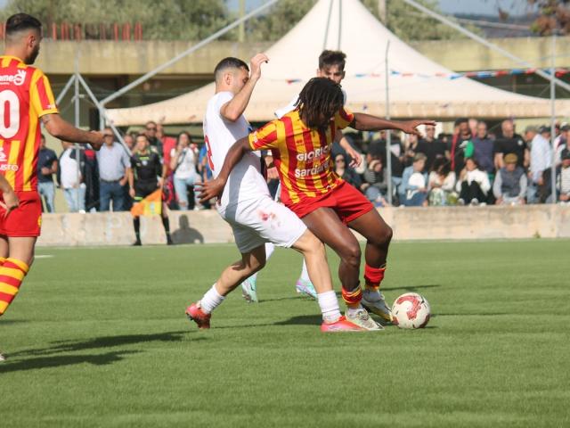 Joel Baraye, centrocampista, Alghero
