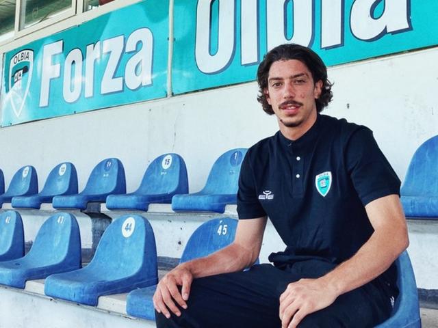 Luca Palesi, centrocampista, Olbia