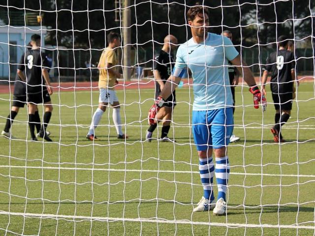 Marco Manis, portiere, Nuorese