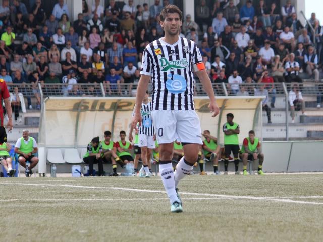 Mattia Gueli, centrocampista, Ossese