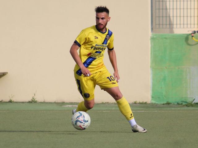 Manuele Porru, centrocampista, Terralba