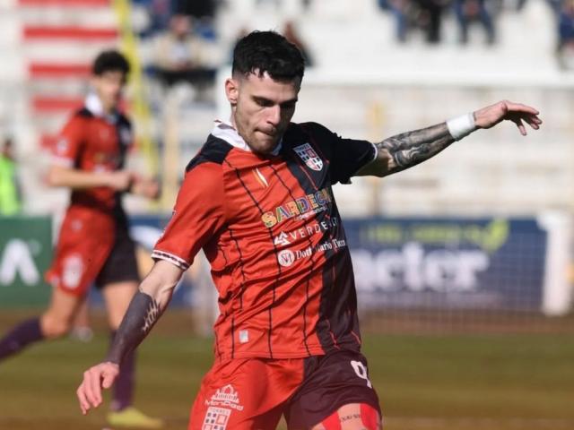 Pierluca Luciani, attaccante, Torres