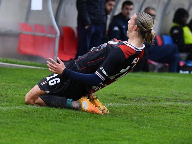 Mattia Sala, centrocampista, Torres