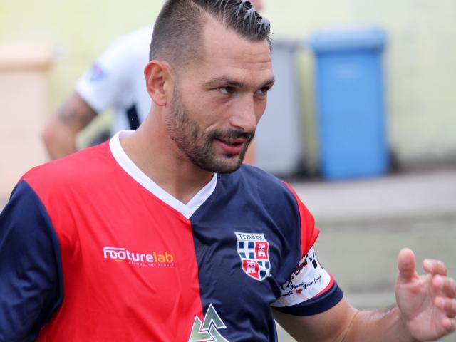 Luigi Scotto, attaccante, Torres