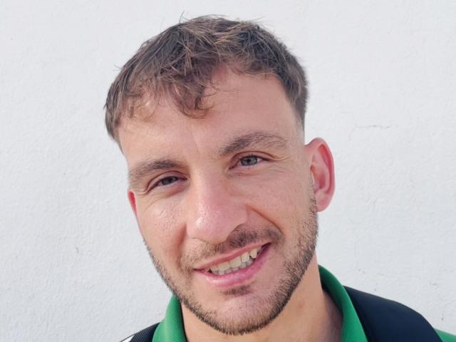 Gonzalo Ferro, attaccante, Sant'Elena