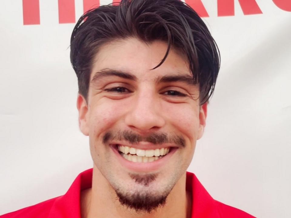 Rafael Schneider, difensore, Tharros