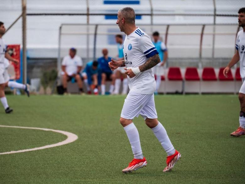 Alessandro Cherchi, centrocampista, Li Punti