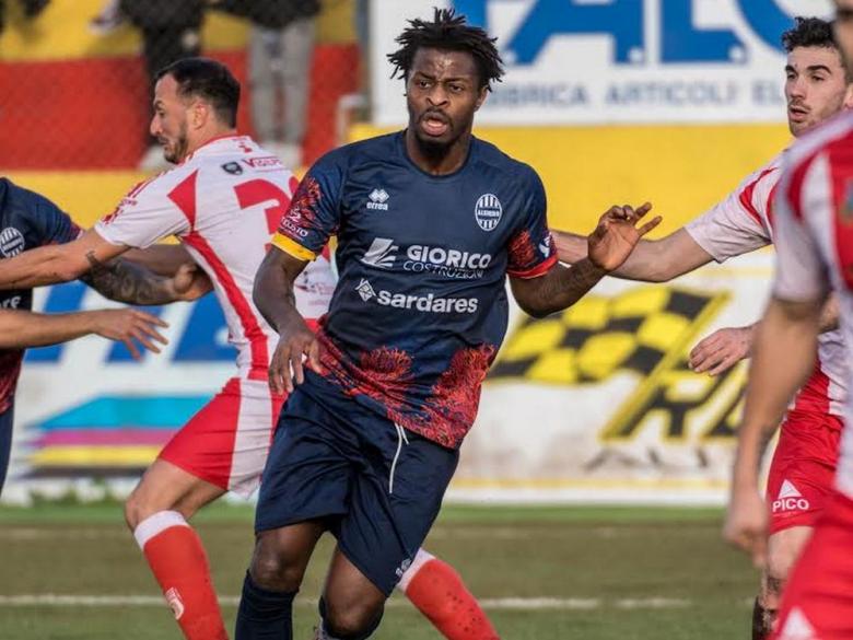 Joel Baraye, centrocampista, Alghero