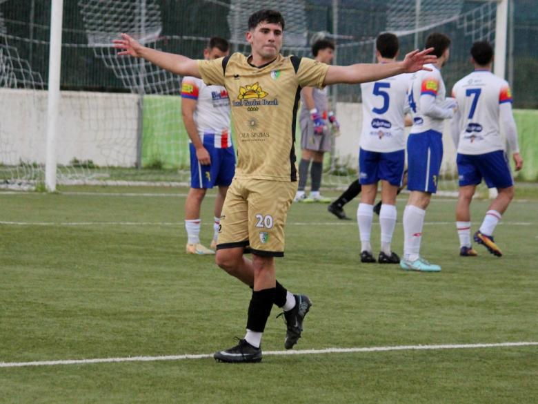 Jeronimo Ridolfi, centrocampista, Castiadas