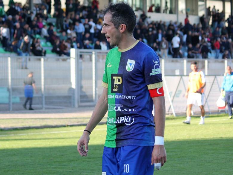 Fabio Cocco, centrocampista, Nuorese