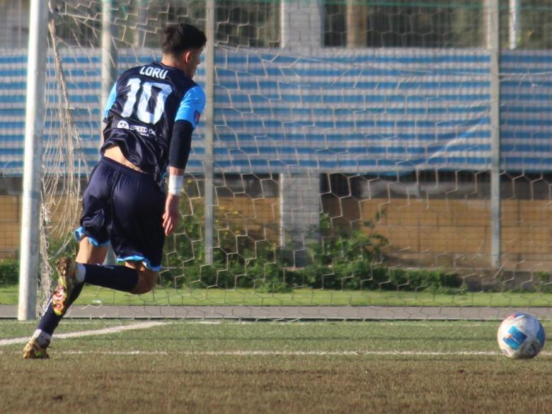Lorenzo Loru, centrocampista, Latte Dolce