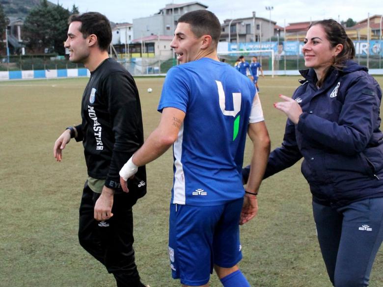 Mario Corcione, centrocampista, Monastir