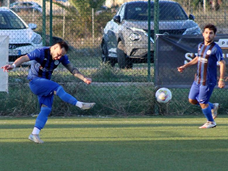 Michele Maganuco, attaccante, Azzurra