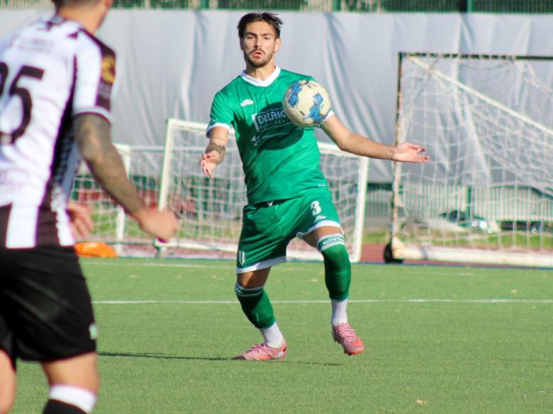 Mattia Pitzalis, difensore, Sant'Elena