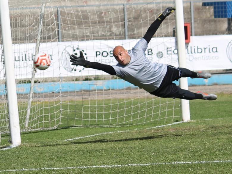 Matteo Trini, portiere, Nuorese