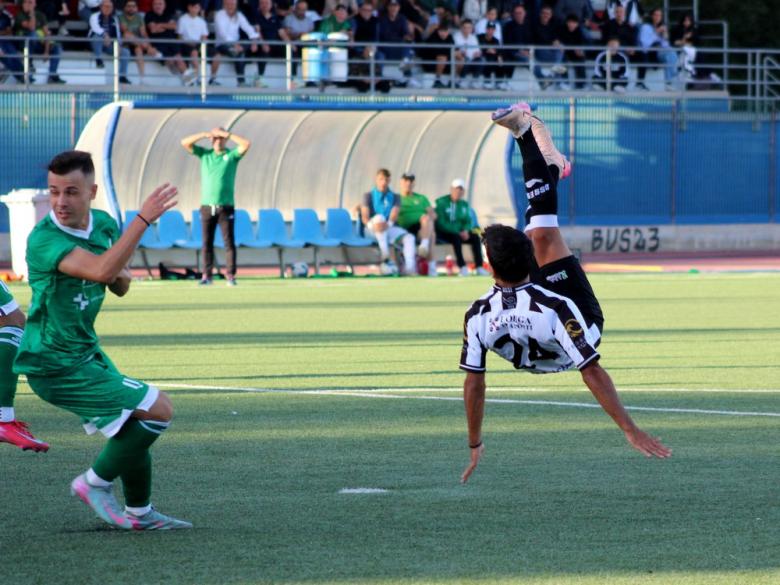 Michele Sulas, attaccante, Ossese