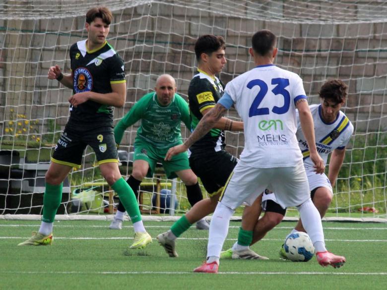 Federico Porru, attaccante, Uta Calcio