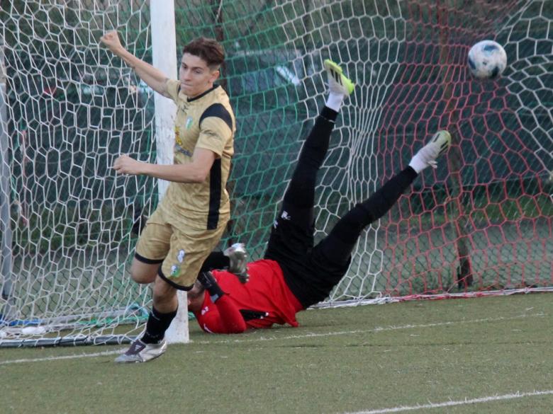 Fabio Cadoni, attaccante, Castiadas