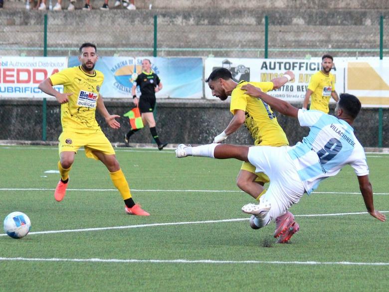 Manuele Porru, centrocampista, Terralba