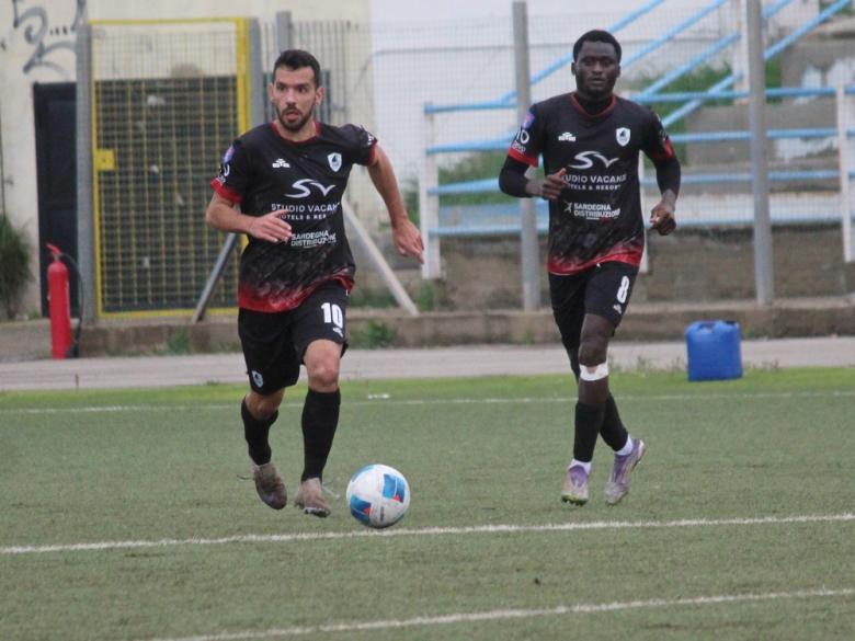 Pietro Ladu, centrocampista, Budoni