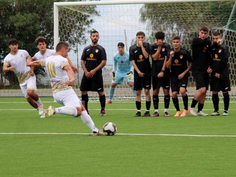 Alberto Usai, centrocampista, Selargius