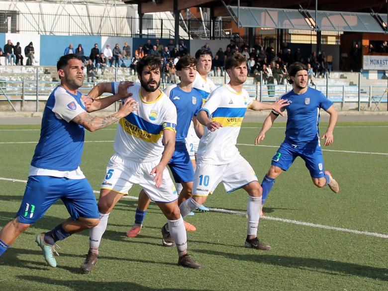 Alessandro Aloia, attaccante, Monastir