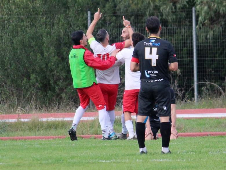 Angelo Marci, centrocampista, Guspini