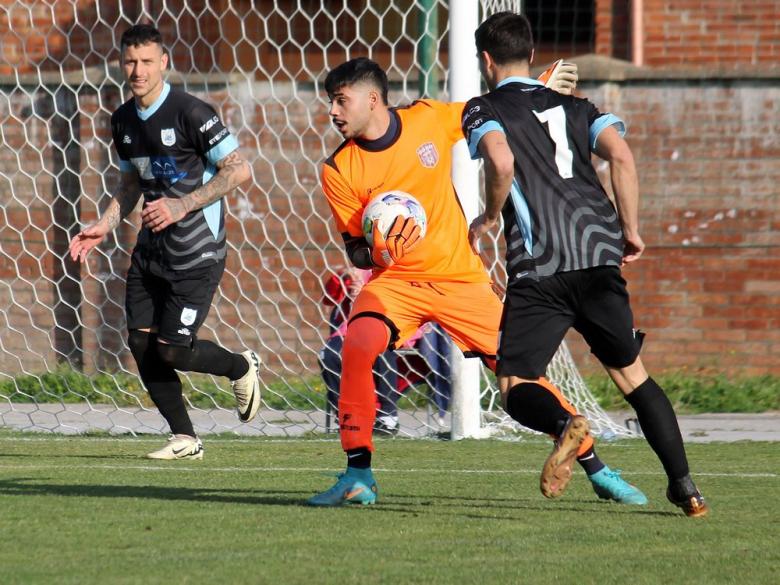 Adam Idrissi, portiere, Iglesias