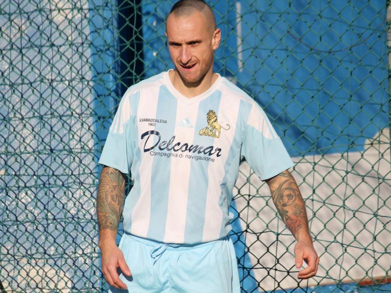 Fausto Chiappetta, centrocampista, Ilvamaddalena
