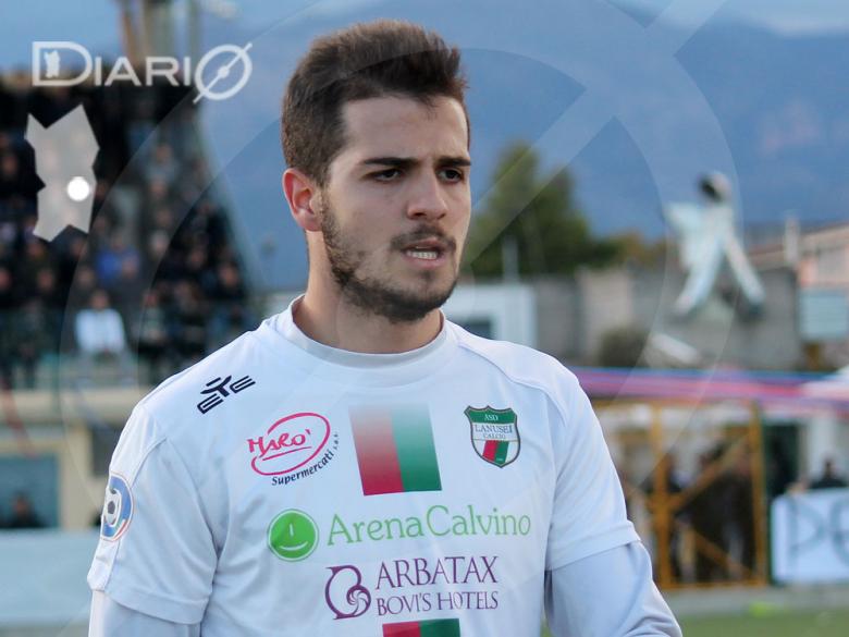 Alessandro Masia, centrocampista, Lanusei
