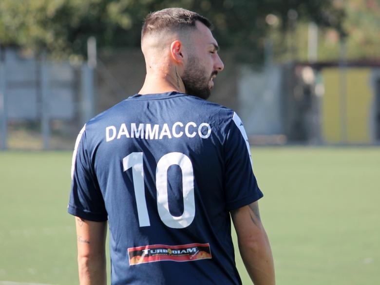 Gaetano Dammacco, centrocampista, Muravera