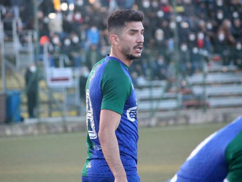 Sandro Scioni, centrocampista, Nuorese